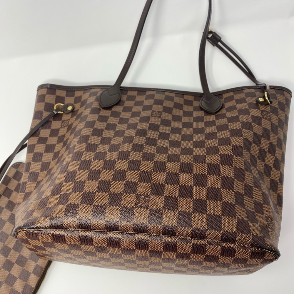 āSOLDāAuthentic Louis Vuitton Neverfull MM with Pouch - Picture 8 of 16